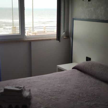 Alex & Lorenz Hotel Torvaianica Dış mekan fotoğraf