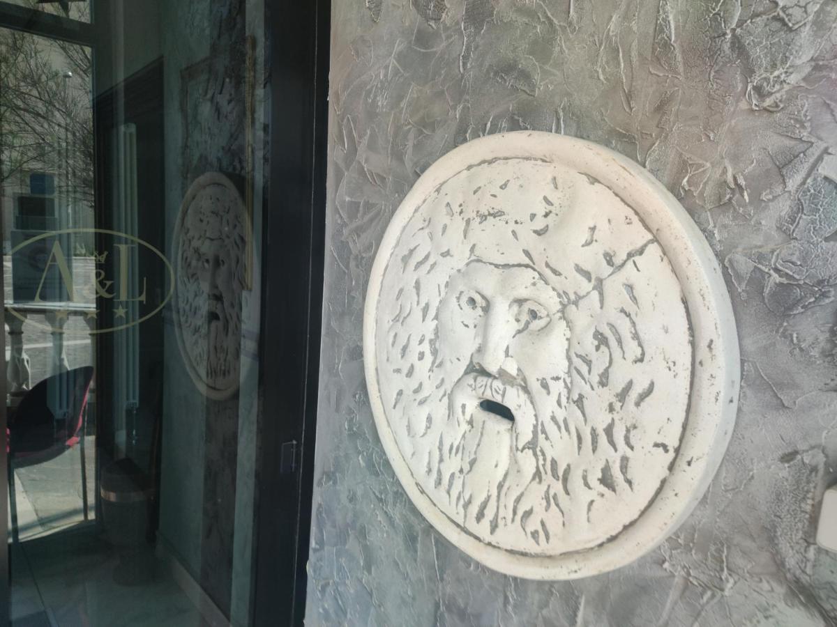 Alex & Lorenz Hotel Torvaianica Dış mekan fotoğraf