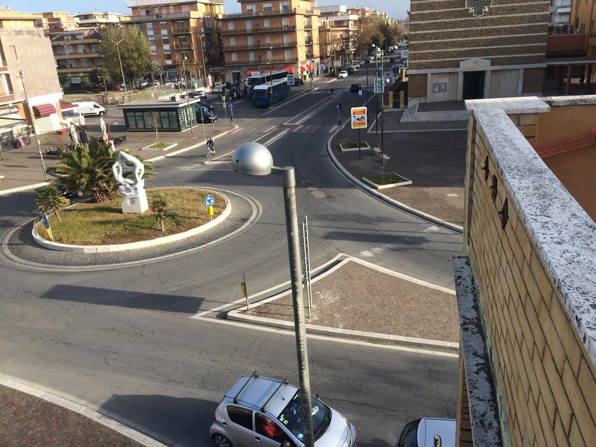Alex & Lorenz Hotel Torvaianica Dış mekan fotoğraf