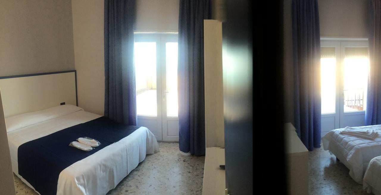 Alex & Lorenz Hotel Torvaianica Dış mekan fotoğraf