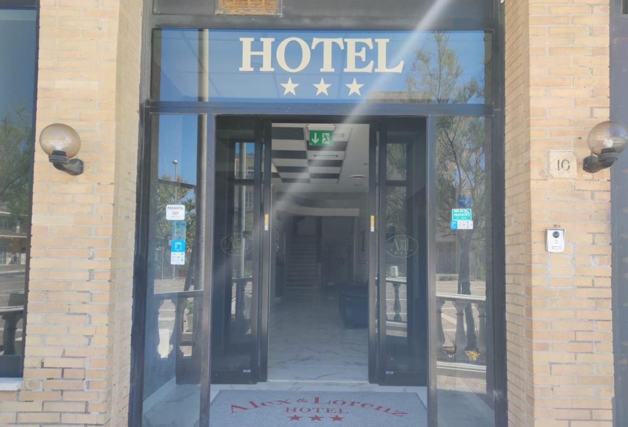 Alex & Lorenz Hotel Torvaianica Dış mekan fotoğraf
